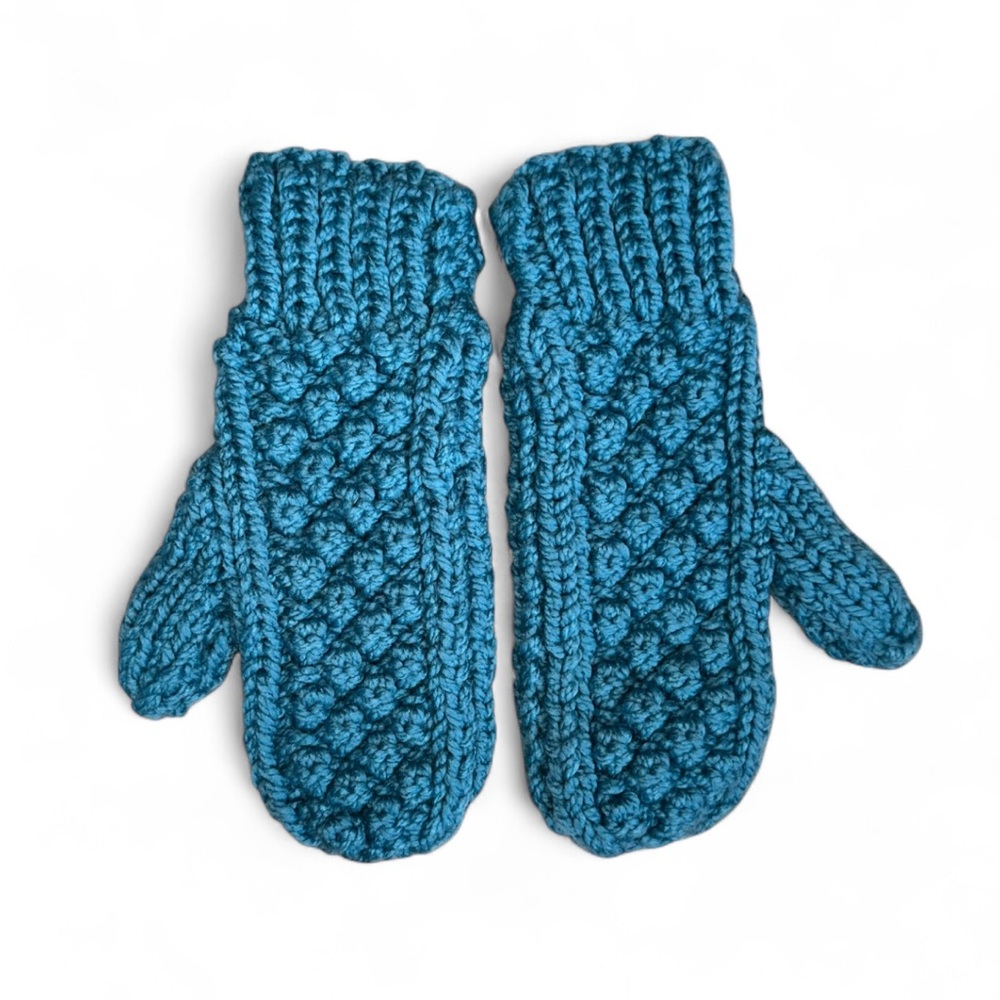 Hand Knit Popcorn Knit Mittens in Blue